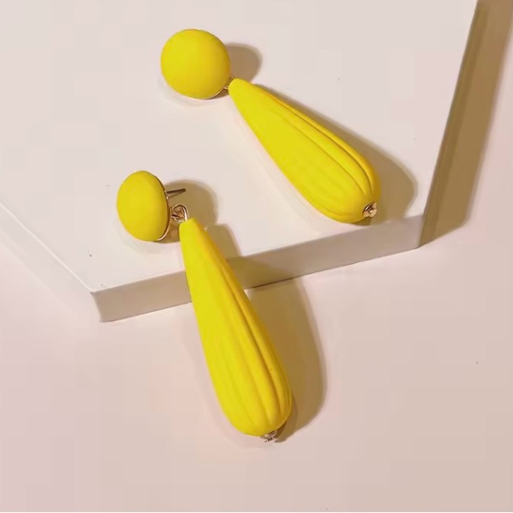 Long Yellow Drop Earrings Summer Spring Bright Big Statement Chunky - Picture 3 of 4